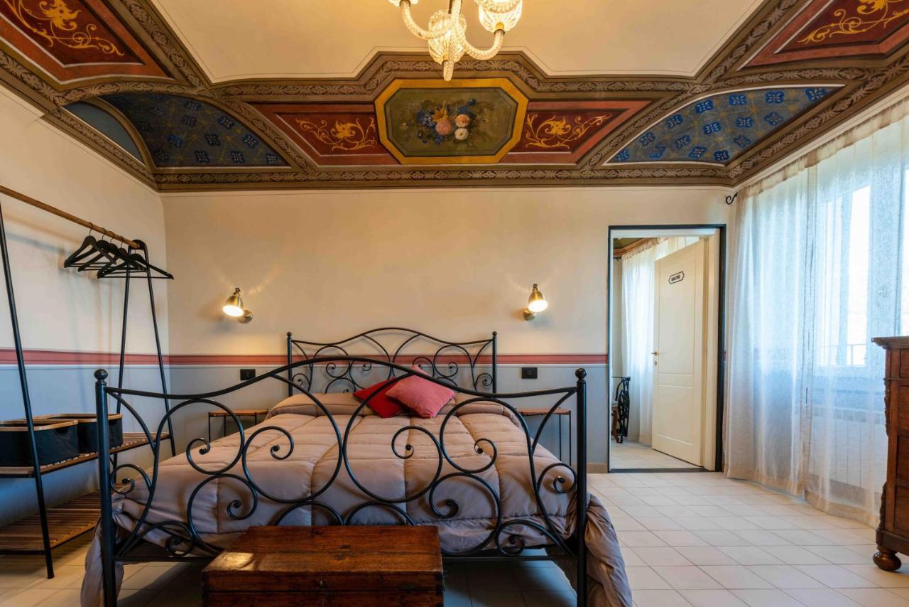 B&B Palazzo Del Duca Cervo Exterior foto